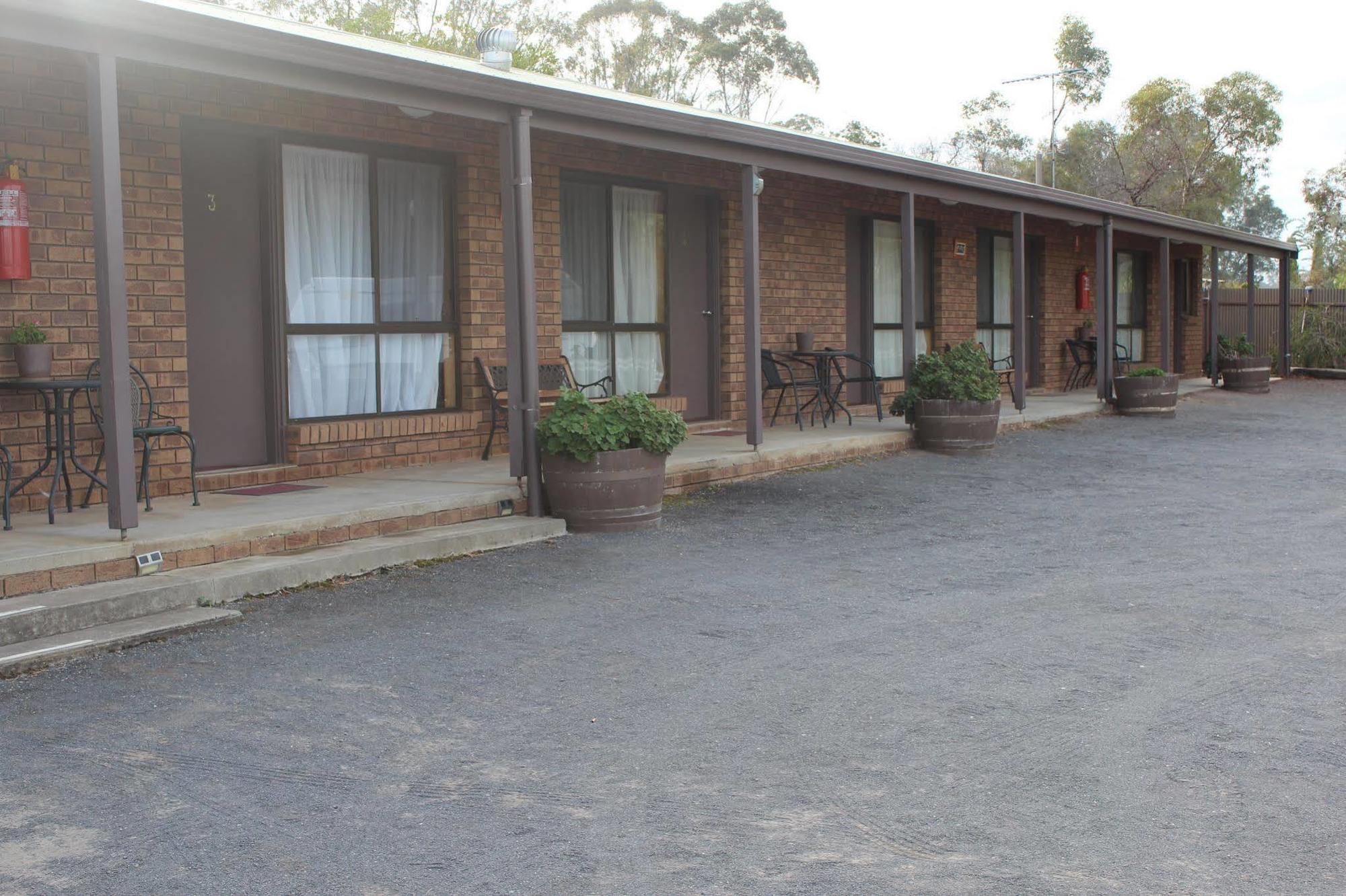 Dunolly Golden Triangle Motel Exterior photo